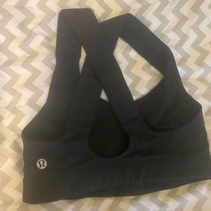 Lululemon sports bra